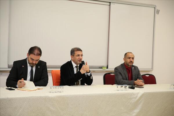 rektor-alkis-in-ogrenci-bulusmalari-dizisinin-besincisi-duzenlendi