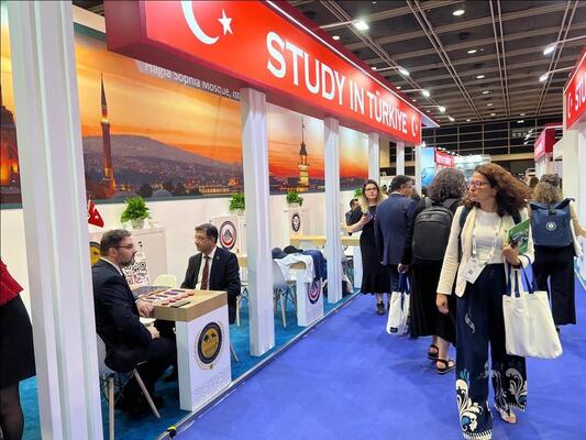 sirnak-universitesi-hong-kong-da-duzenlenen-dunyanin-en-prestijli-konferans-ve-fuarina-katildi