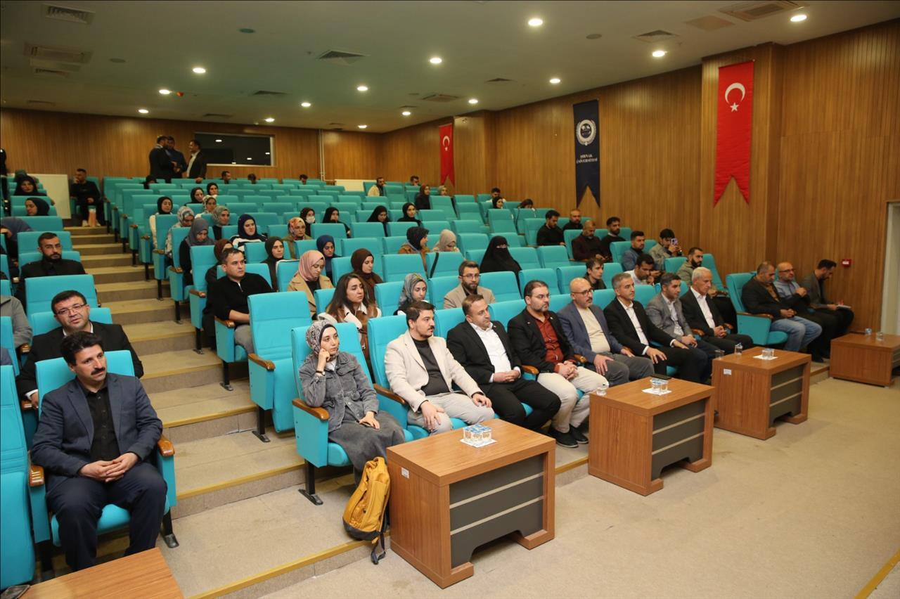 universitemizde-kudus-e-vurulmak-konferansi-duzenlendi