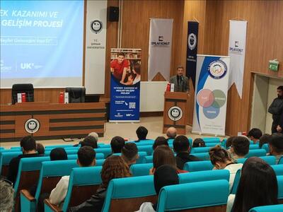 Üniversitemizde "Yetenek Kazanımı ve Mesleki Gelişim" etkinliği düzenlendi